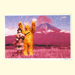 美女全身赤裸被塞汗强奸
