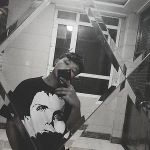 妹妹帮我用脚射
