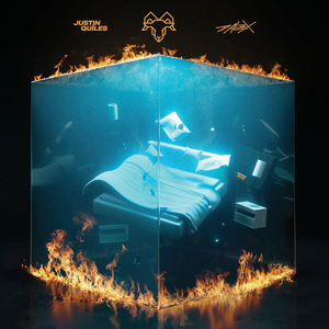 老头拔了奶罩吃奶
